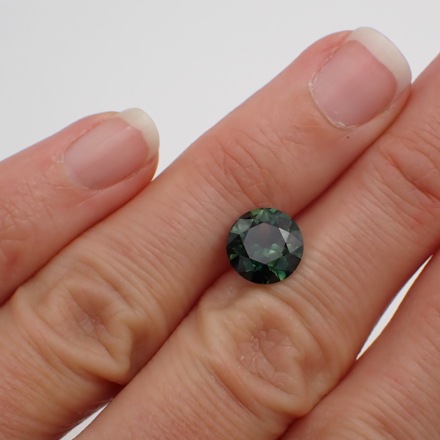 Australian Dark Green Sapphire - Round Cut 2.87ct