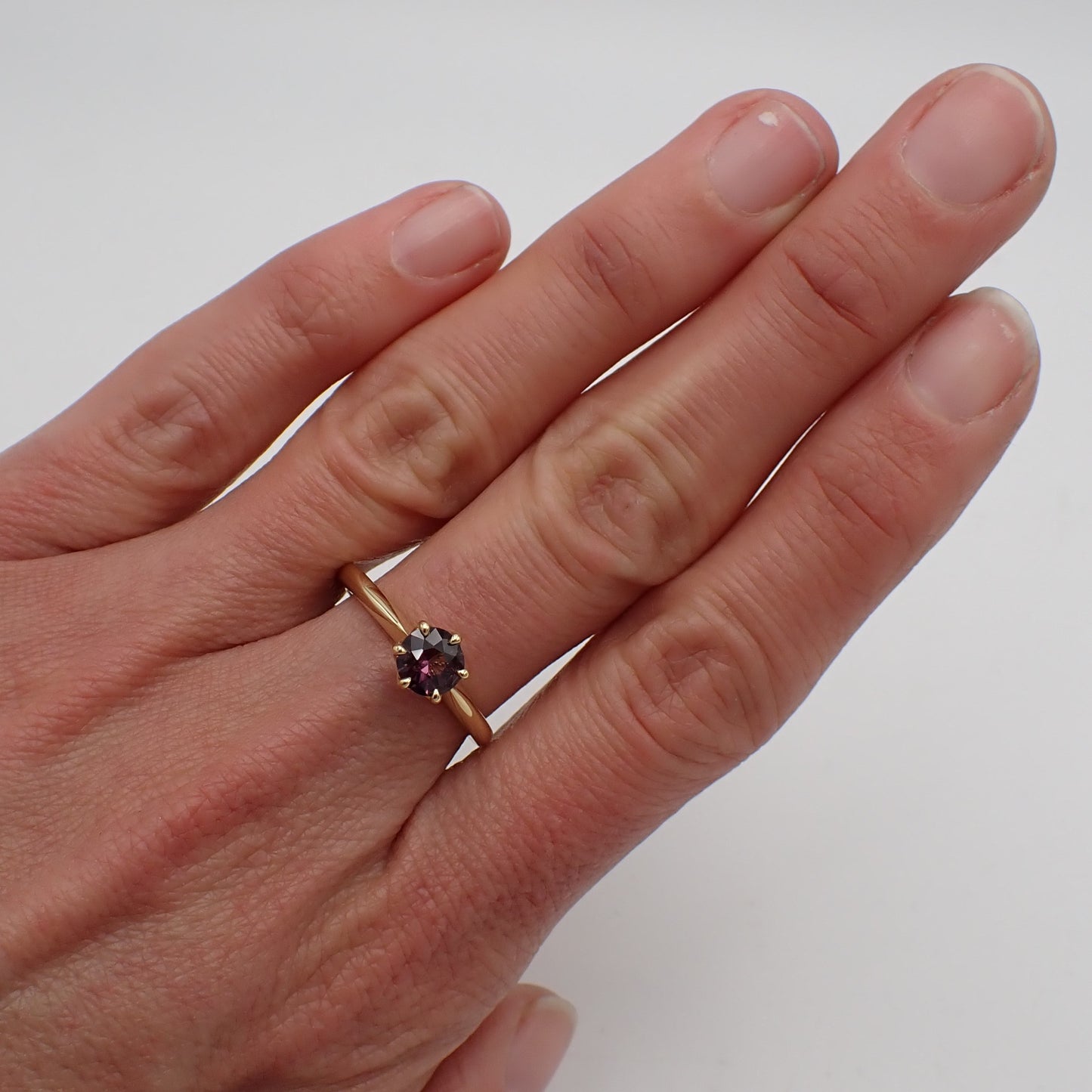 Synthetic Colour Change Spinel Ring - Solitaire