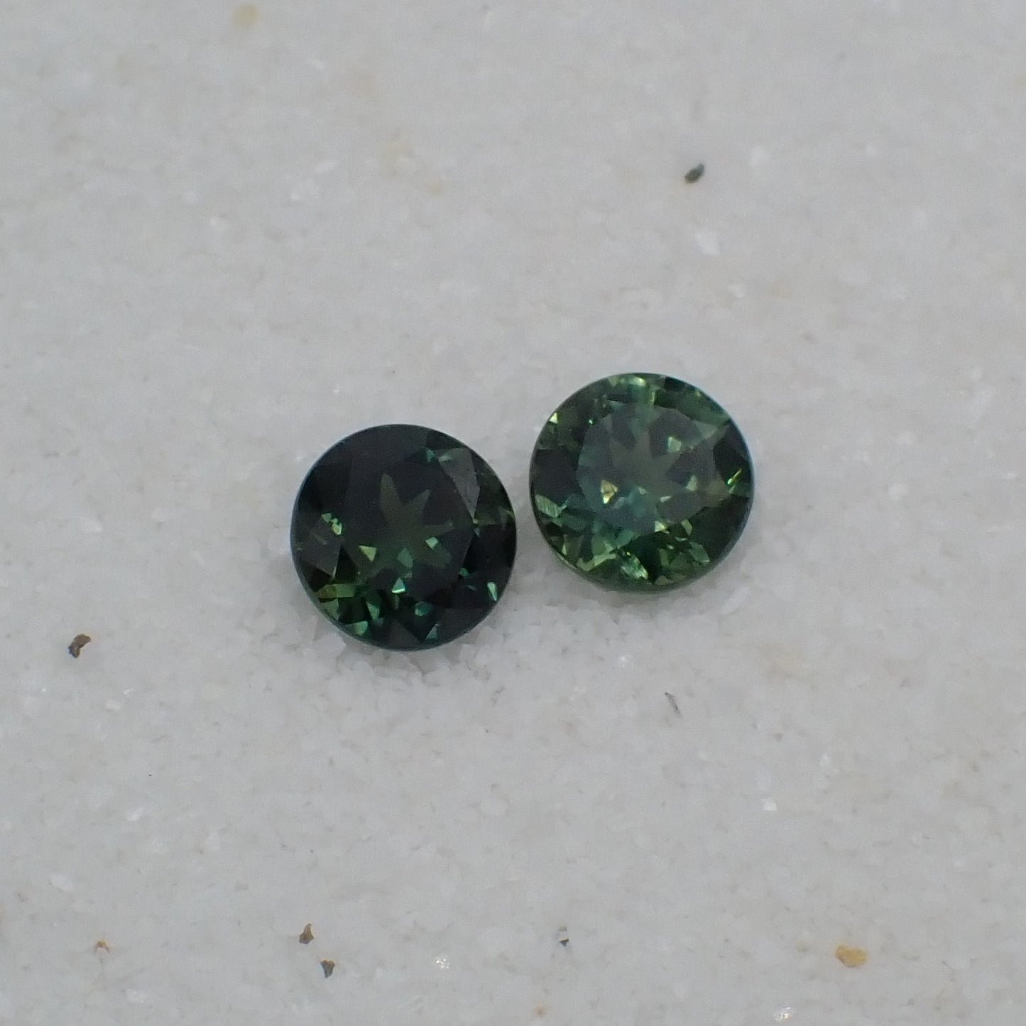 Australian Green Sapphire Pair - Round Cut 0.91ct