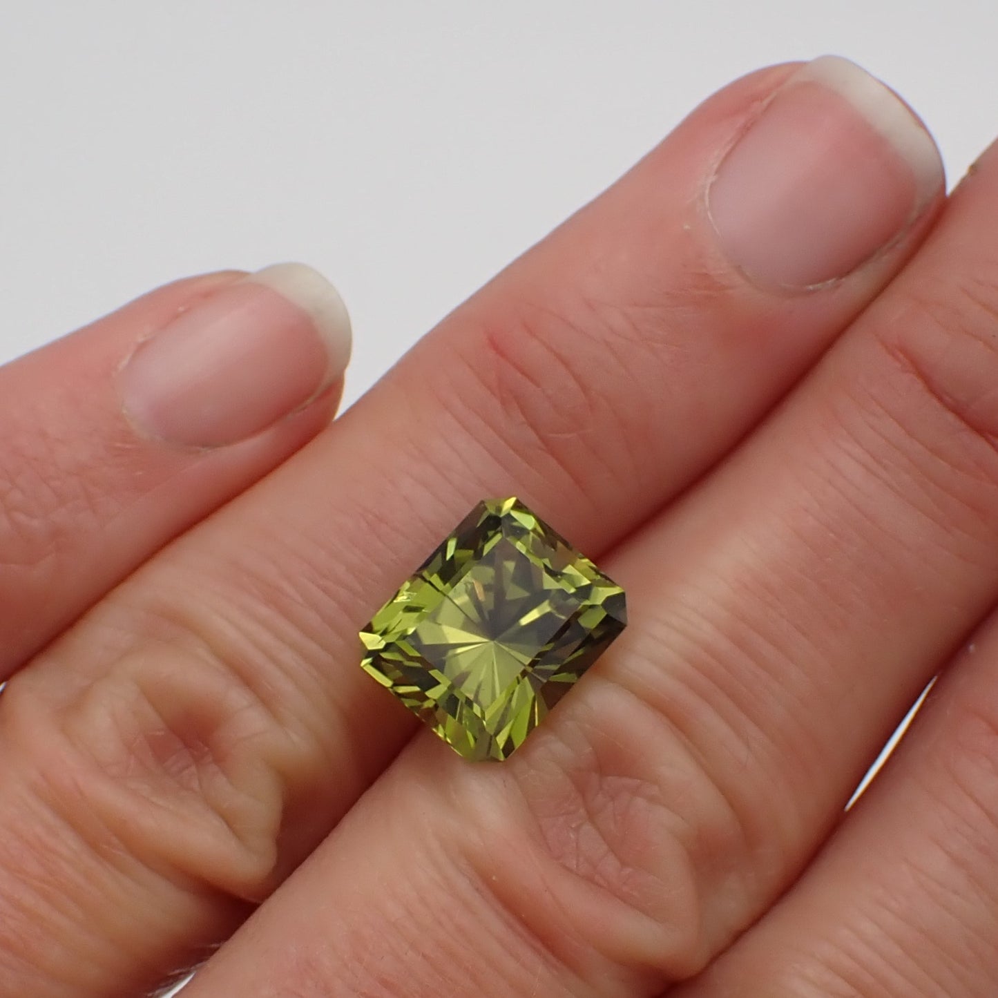 Australian Green Sapphire - Radiant Cut 6.89ct