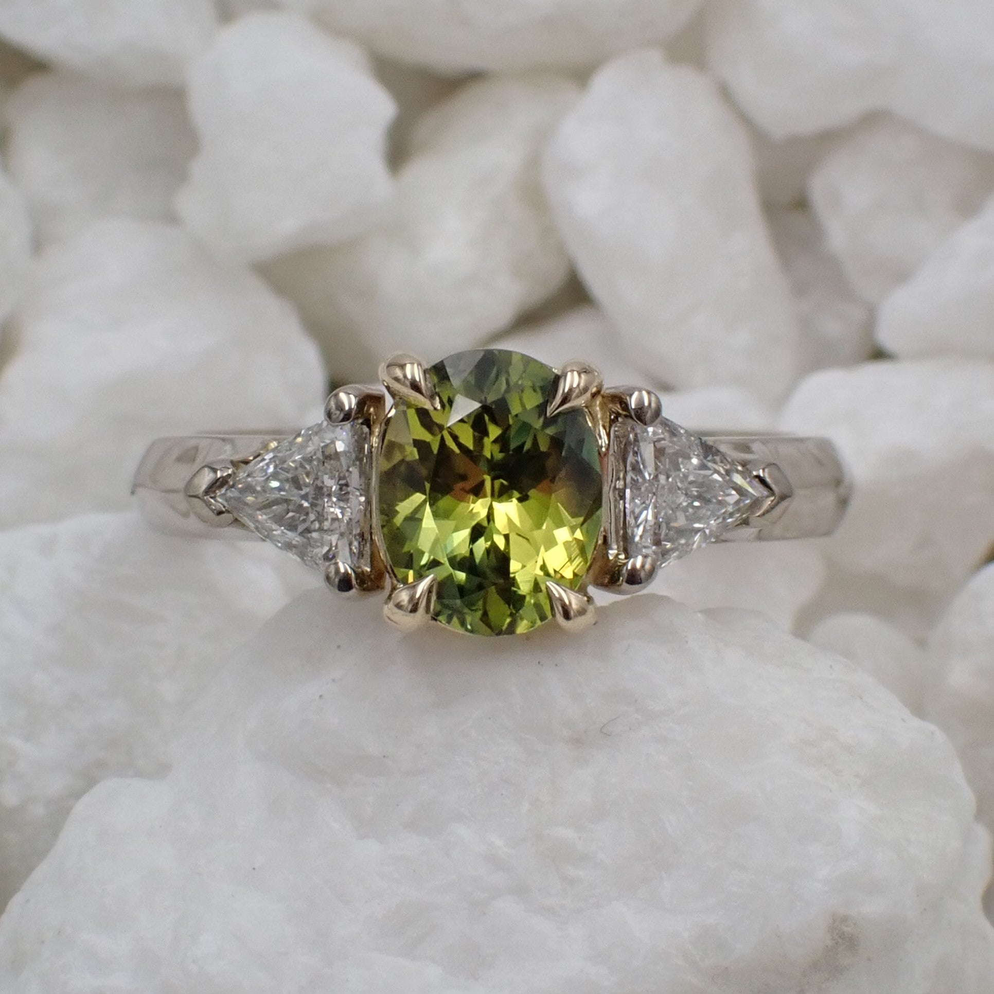 Custom Alice Ring with Australian Sapphire – Geneine Honey Bespoke Jewellery
