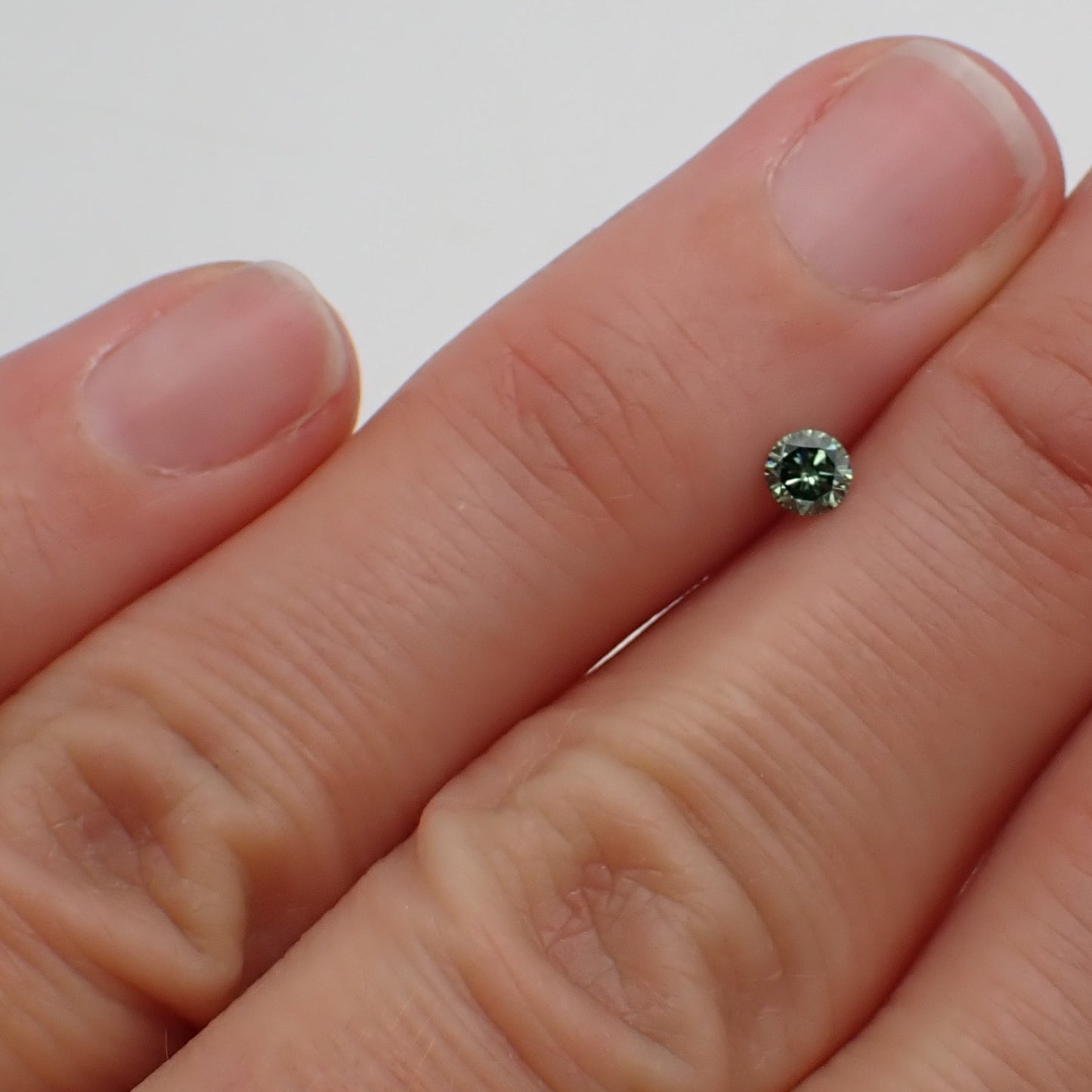 Recycled Green Diamond - Round Brilliant Cut 0.16ct